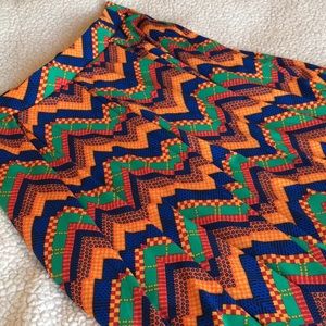 Lularoe Madison skirt size M